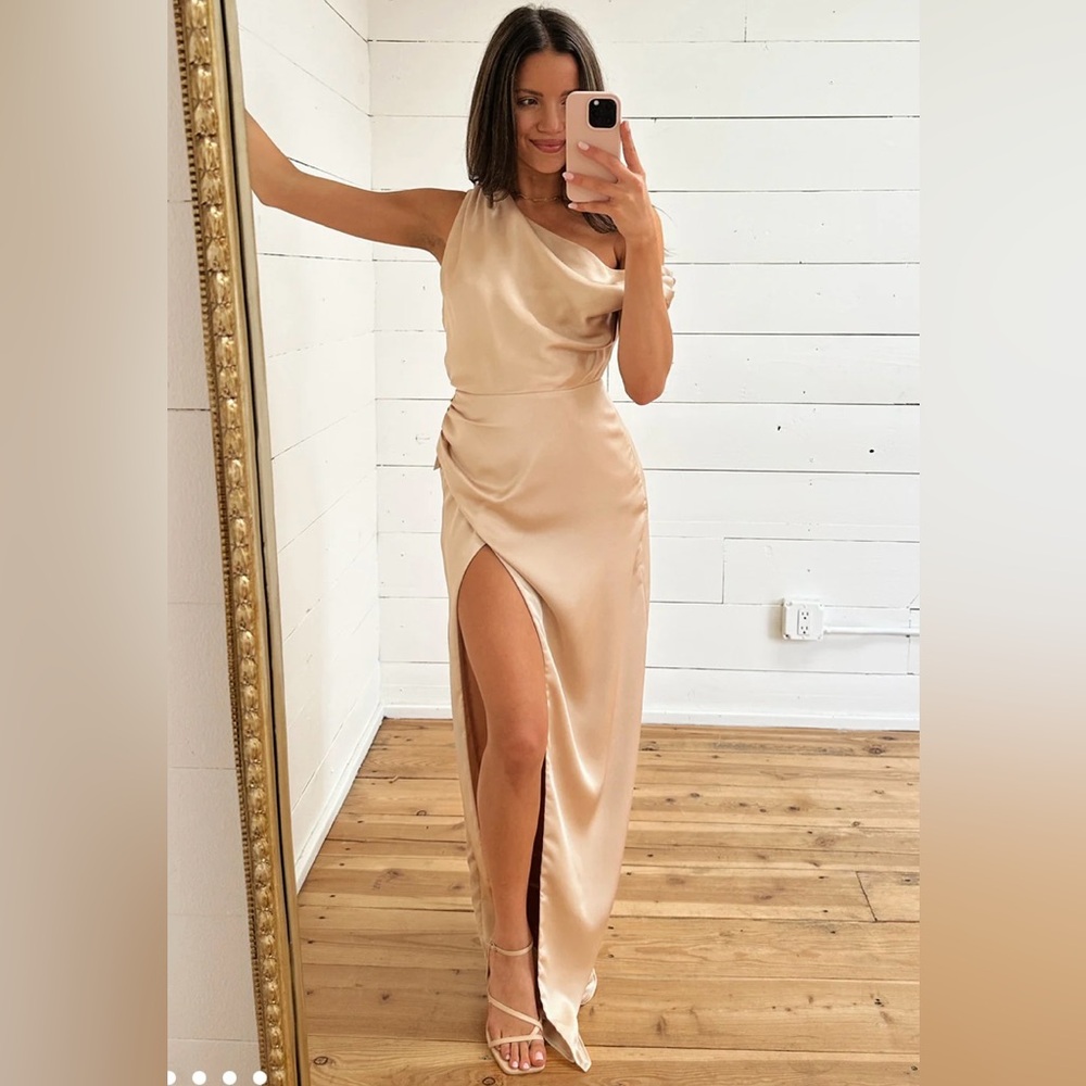 Jodie Dress in Champagne